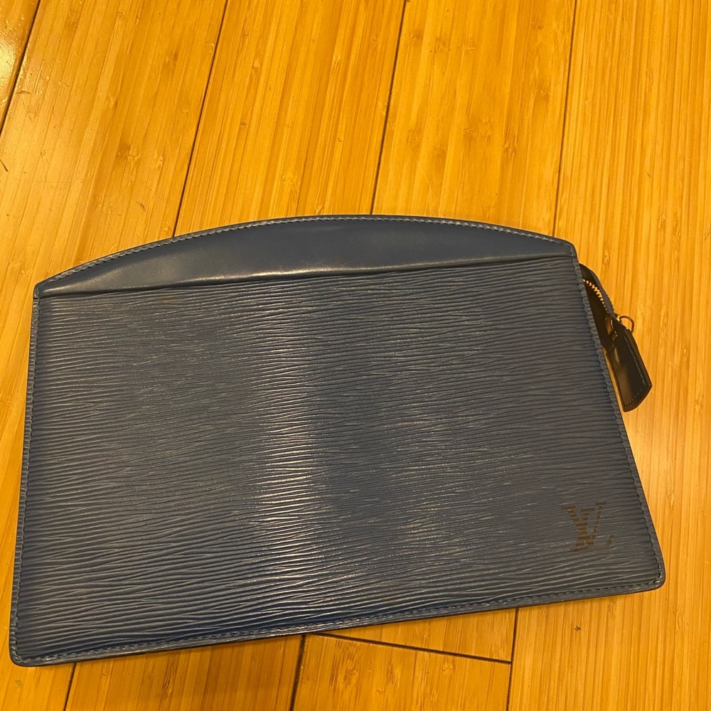 Louis Vuitton Epi leather clutch